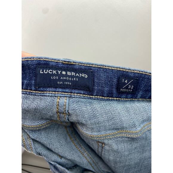 Lucky Brand Sweet Straight raw hem Dark Wash Jeans Size 14 /32 R x 24 (1133) - Picture 9 of 9